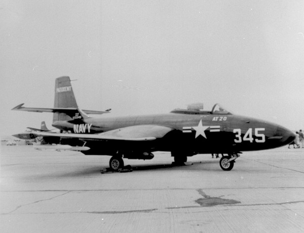  McDonnell F2H-2  Banshee 
