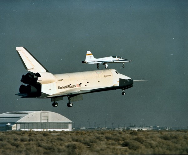  North American Space Shuttle  