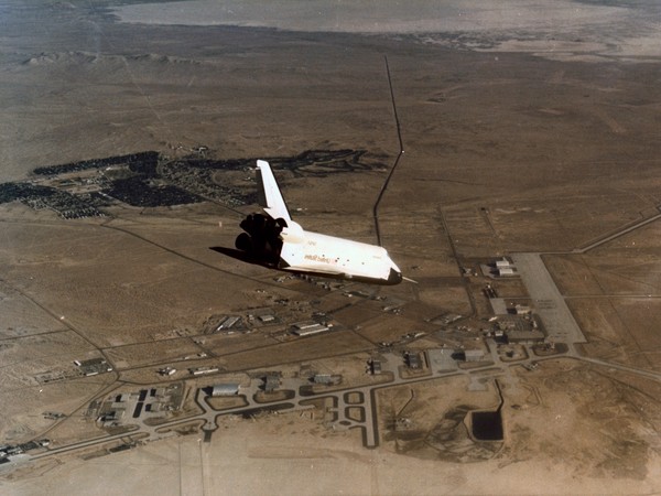  North American Space Shuttle  