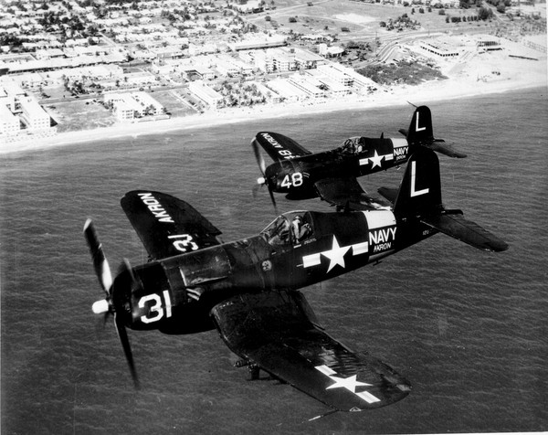  Vought F4U-5  Corsair  122035