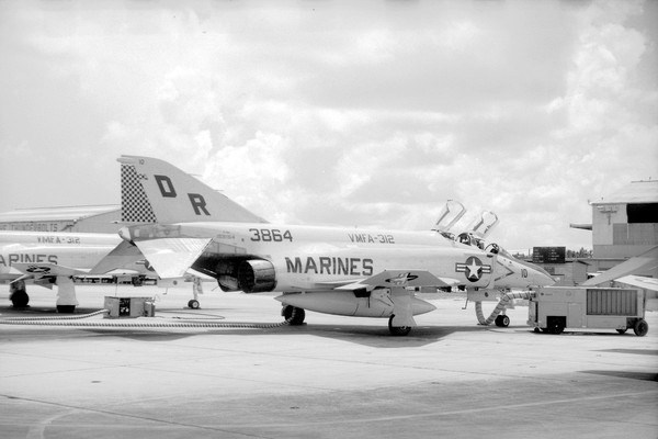  McDonnell F-4J Phantom II 153864