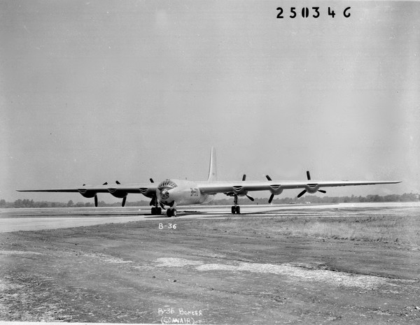  Convair B-36 Peacemaker 