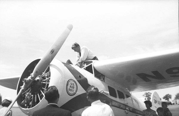 Continental Airlines Lockheed L-5C Vega NC965Y