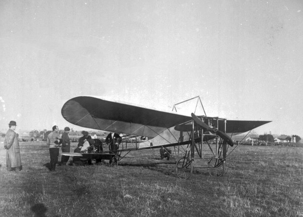  Bleriot XI  