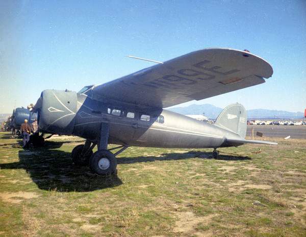  Lockheed L-5/2D Vega N199E