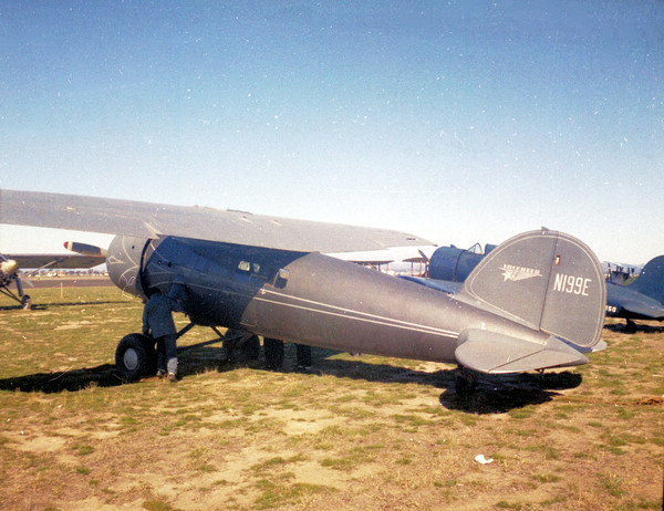  Lockheed L-5/2D Vega N199E