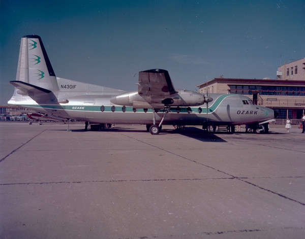 Ozark Air Lines Fairchild F-27  Friendship N4301F