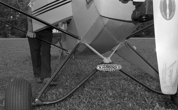  Porterfield 4 Roustabout 