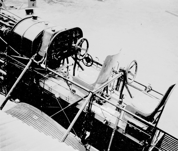  Douglas DWC World Cruiser 