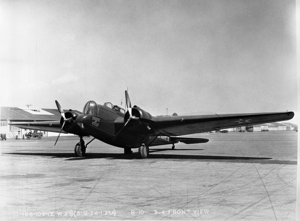  Martin B-10  