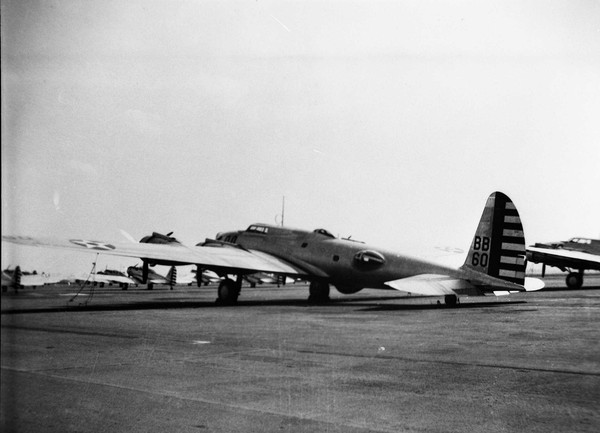  Boeing Y1B-17 Flying Fortress 