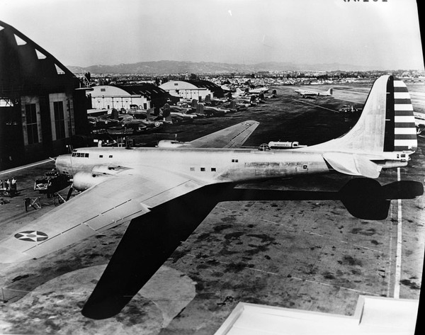  Douglas XB-19 Hemisphere Defender 38-471