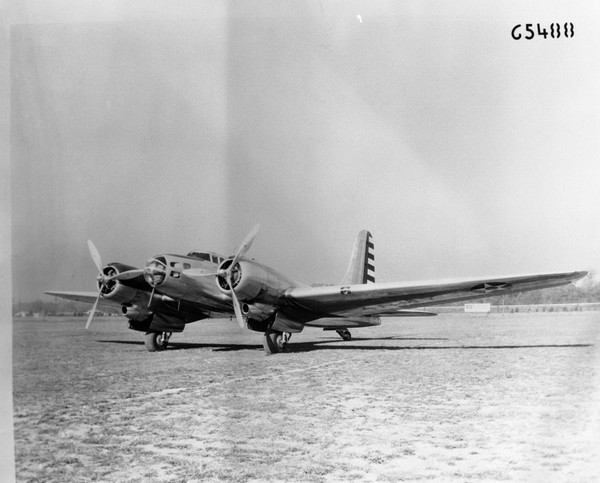  Douglas B-23 Dragon 