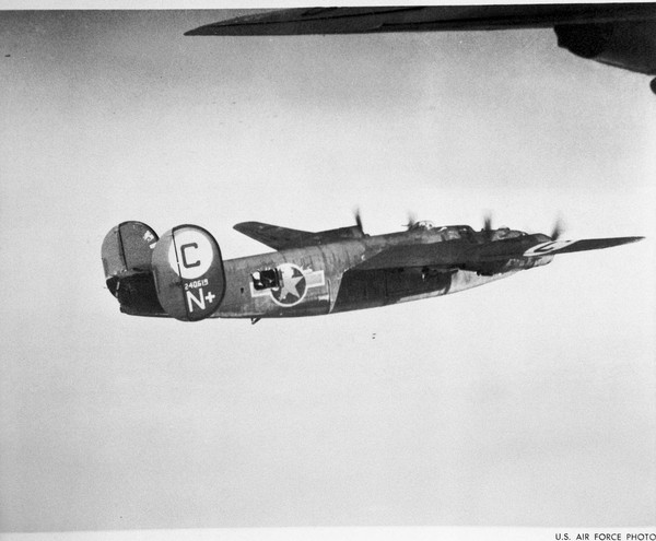  Consolidated B-24D Liberator 42-40619