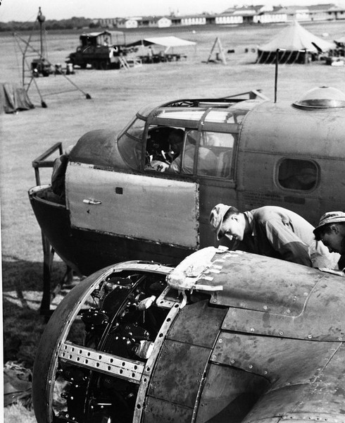  North American B-25 Mitchell 