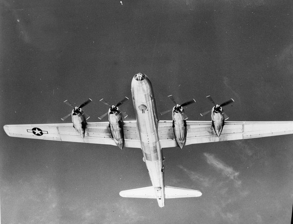  Boeing B-29 Superfortress 