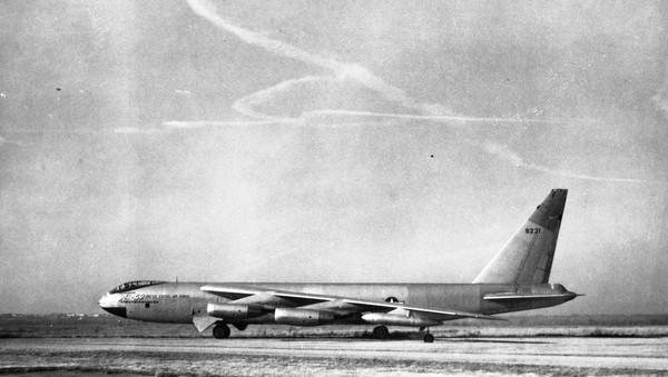  Boeing YB-52  49-231