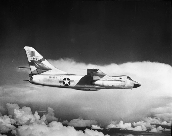  Douglas RB-66B Destroyer 53-454
