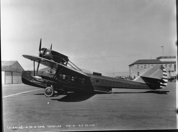  Douglas Y1C-21 Dolphin 32-285