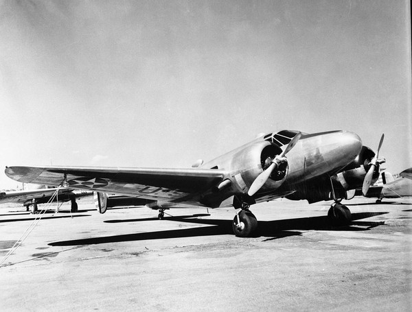  Beechcraft C-45 Expeditor 