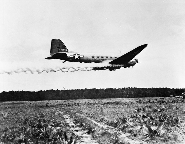  Douglas C-47A Skytrain 43-30689