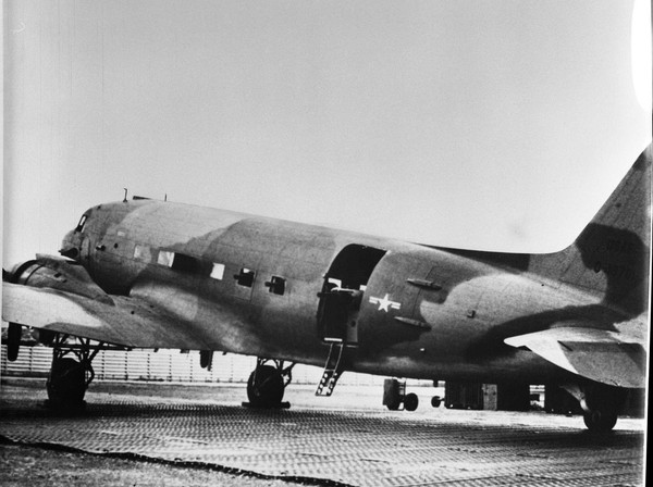  Douglas AC-47D Skytrain 