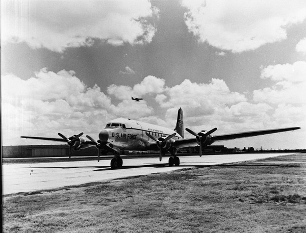  Douglas C-54D Skymaster 45-556