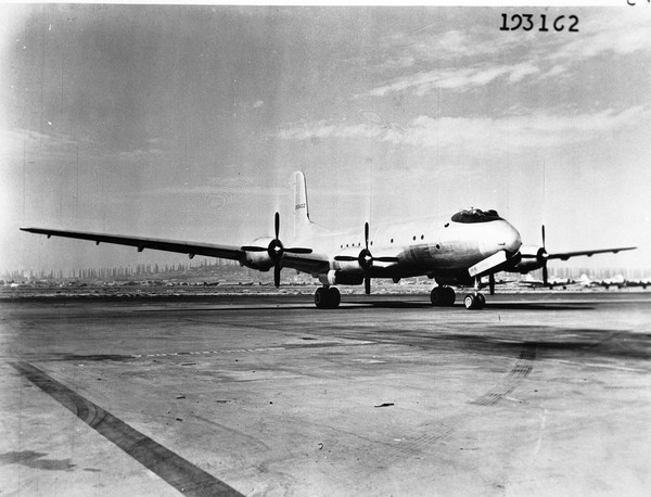  Douglas C-74 Globemaster I 42-65402