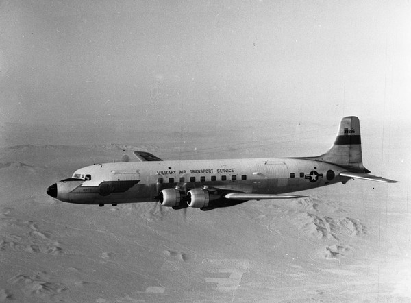 Douglas C-118A Liftmaster 53-3295