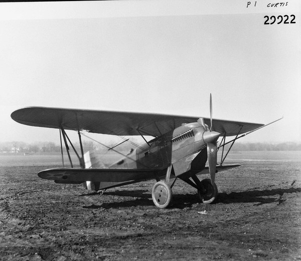  Curtiss P-1 Hawk 