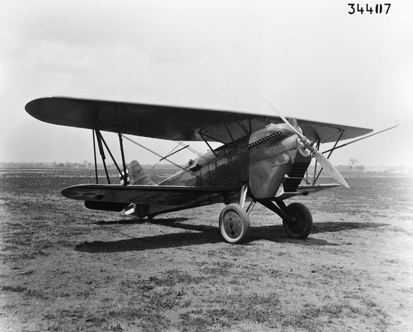  Curtiss XP-6 Hawk 25-423