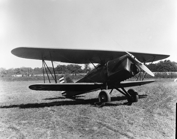  Curtiss XP-17 Hawk 25-410