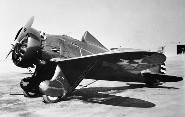  Boeing P-26A Peashooter 
