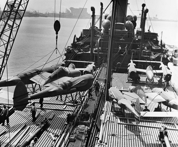  Lockheed P-38 Lightning 