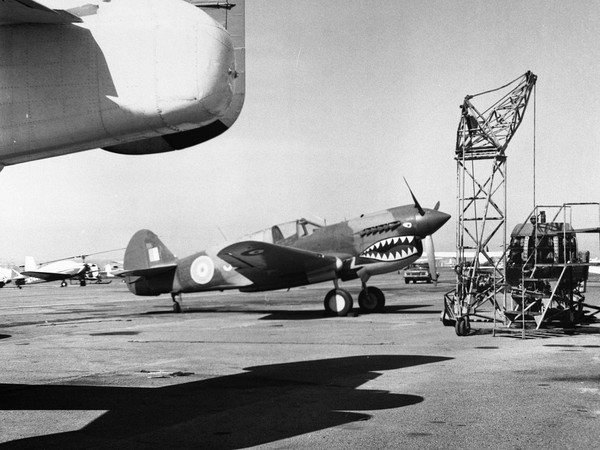  Curtiss Mk. I (P-40E) Kittyhawk 