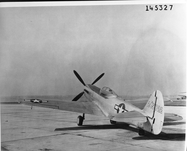  Curtiss P-40K Warhawk 42-45722