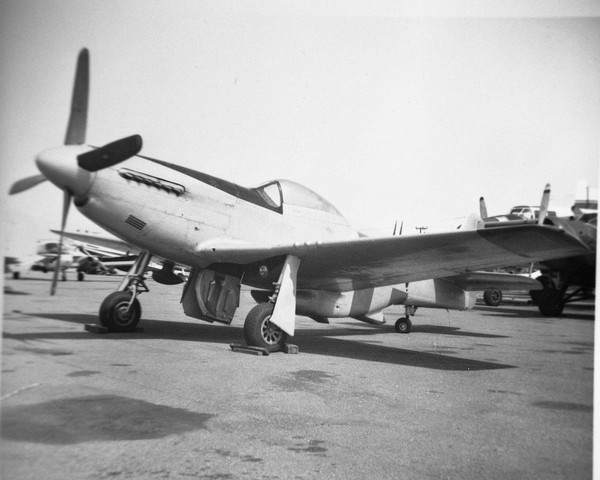  North American P-51 Mustang 