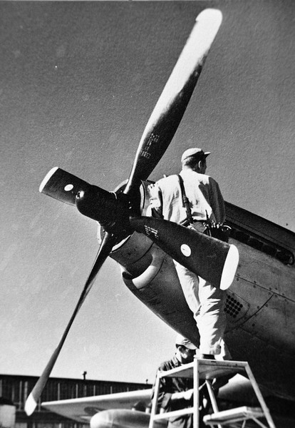  North American P-51 Mustang 