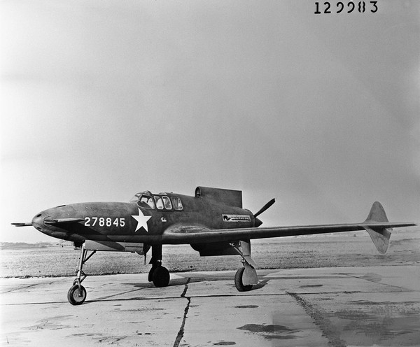  Curtiss XP-55 Ascender 42-78845