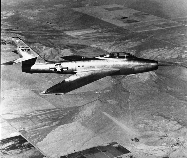  Republic YF-84F (YF-96A) Thunderjet 49-2430