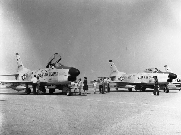  North American F-86D Sabre 53-0678, 53-1020