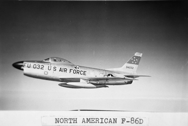  North American F-86D Sabre 53-4032