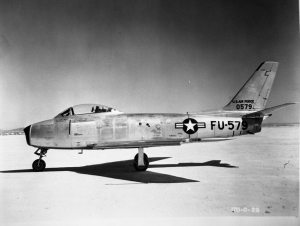  North American F-86E Sabre 50-579