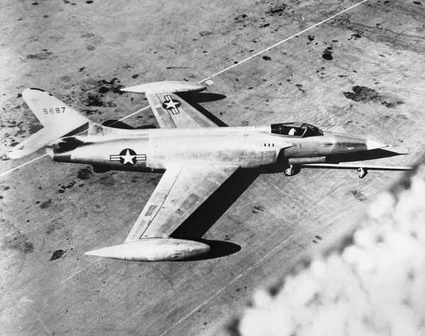  Lockheed XF-90  46-687