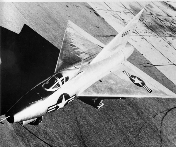  Convair XF-92A  46-682