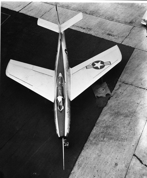  Republic F-84F Thunderjet 