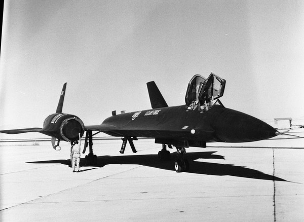  Lockheed YF-12A  
