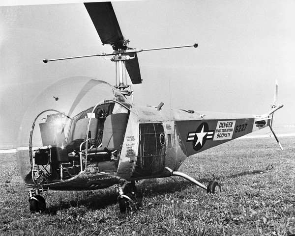  Bell YH-13 Sioux 46-227
