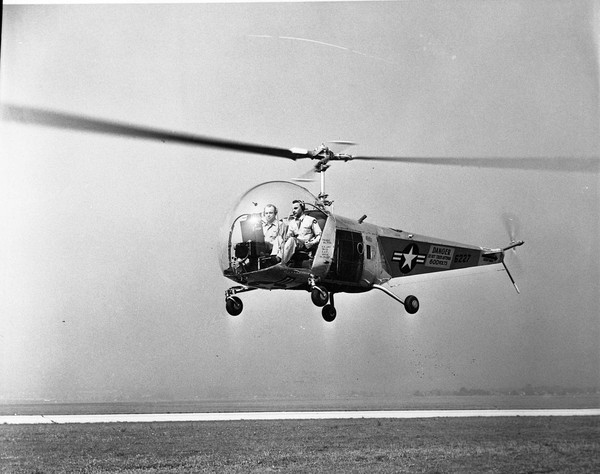  Bell YH-13 Sioux 46-227