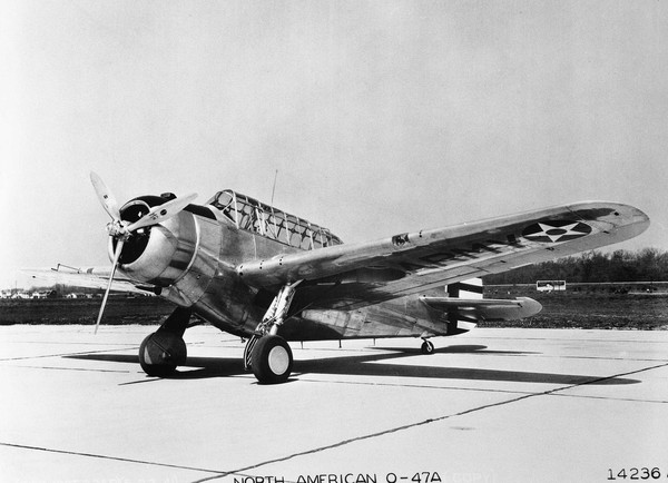  North American O-47A Owl 